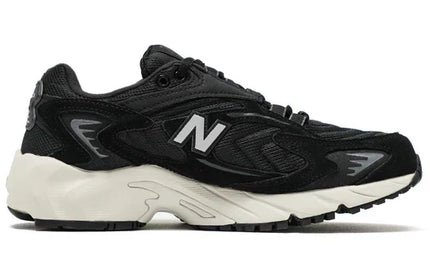 Men's New Balance 725 Black Shoes