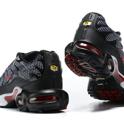 Men's Air Max Plus Bred Shoes