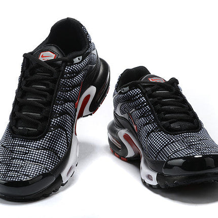 Men's Air Max Plus Bred Shoes