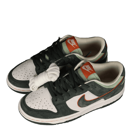 Men's Nike SB Dunk Low x Otomo Katsuhir Steamboy Boy OST Shoes